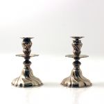 933 1022 CANDLESTICKS